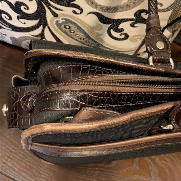 Brighton Briefcase - Picture 3 of 8